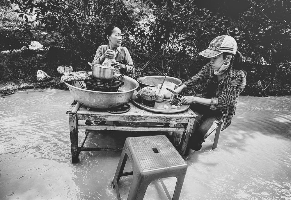 Фотографія Вьетнамский "рЭсторан" под открытым небом! / Александр Вивчарик / photographers.ua