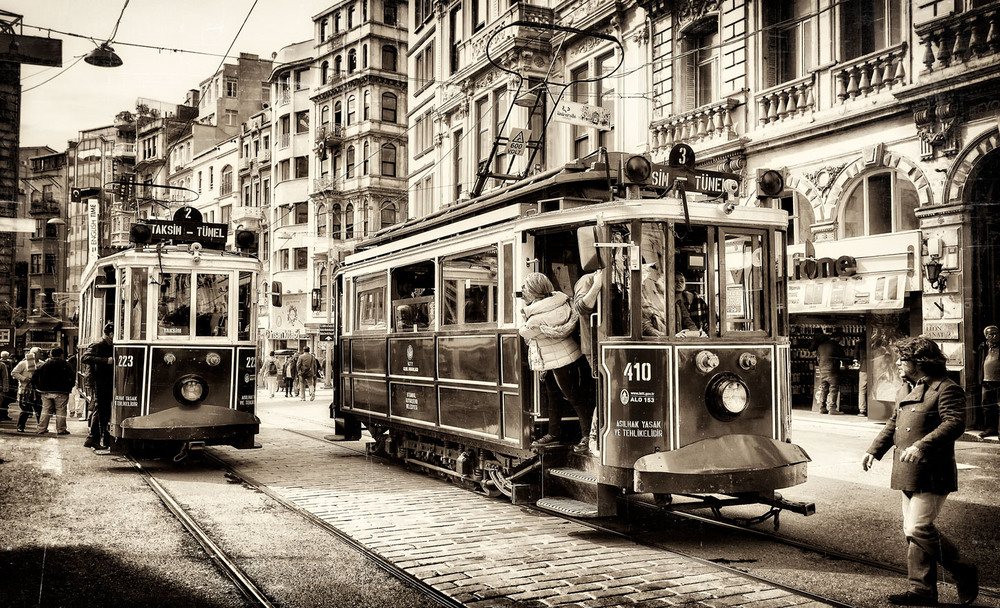 Фотографія Улица Истикляль...Стамбул, Турц ия! / Александр Вивчарик / photographers.ua