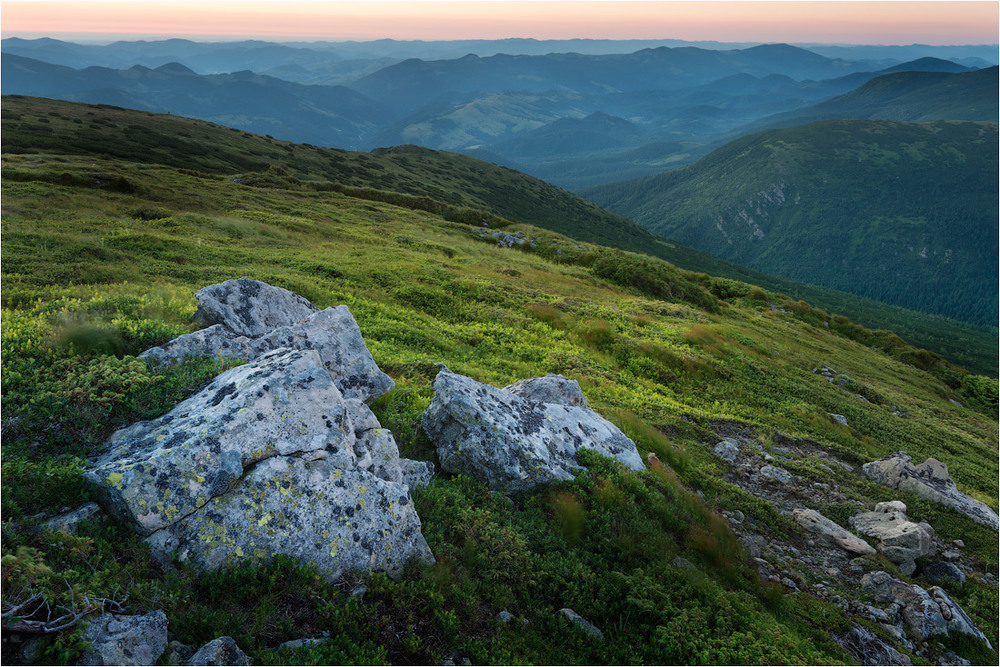 Фотографія ранковий вид з вершини гори Шпиці / Кость Козлов / photographers.ua