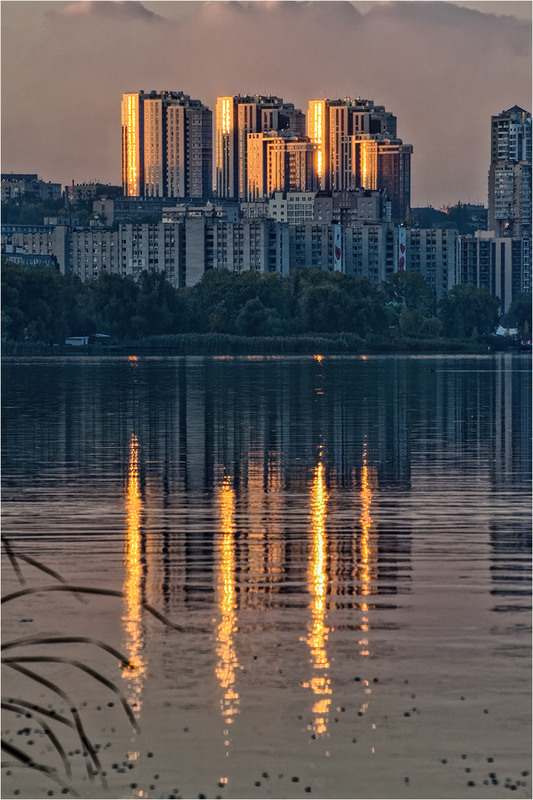 Фотографія Закат и небоскрёбы. / Юрий Муханов / photographers.ua