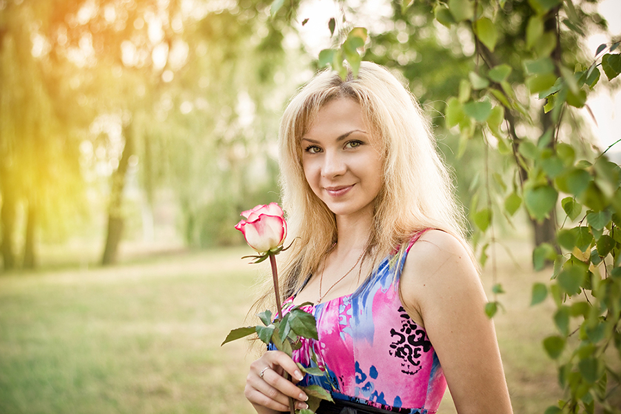 Фотографія Девушка с розой / Julia Bright / photographers.ua
