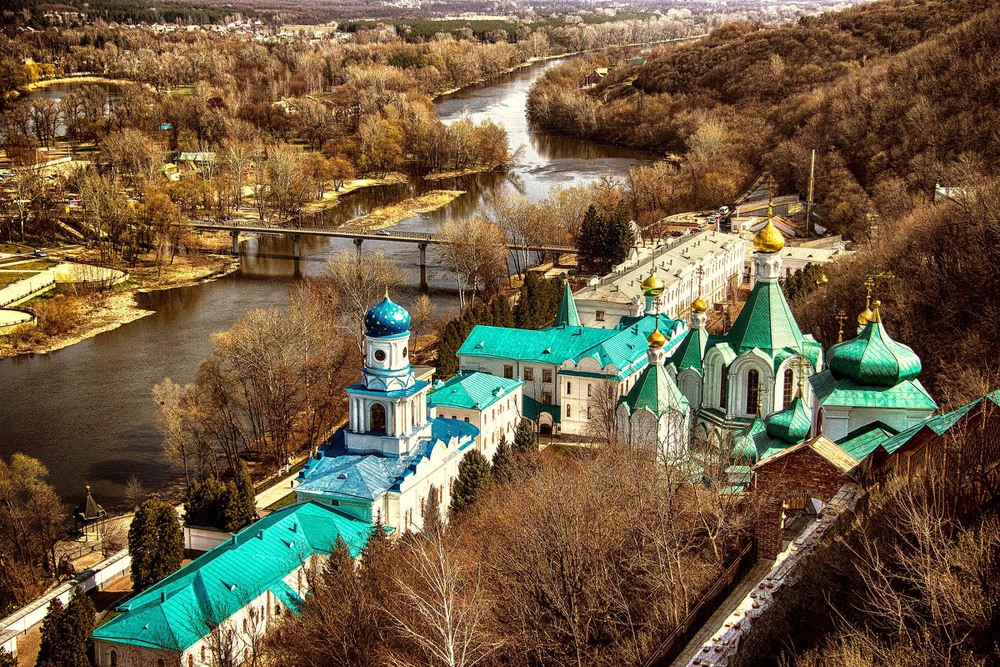 Фотографія храм на реке... / валерий костенко / photographers.ua