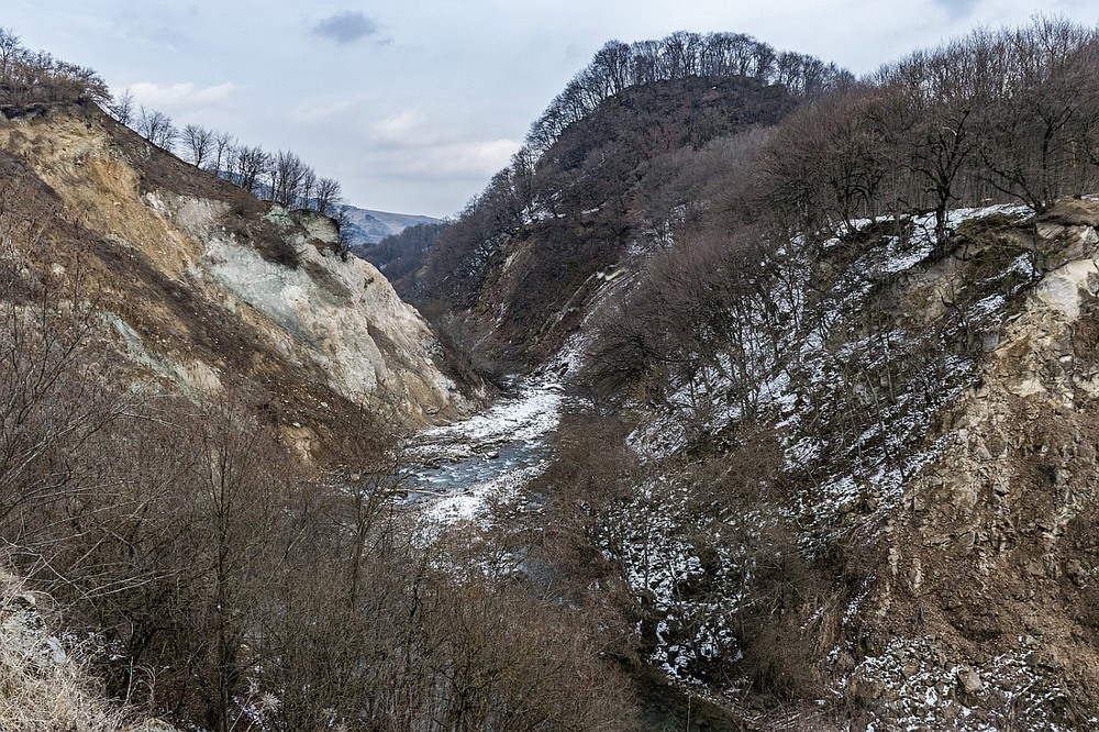 Фотографія Чегемское ущелье в серый зимний день / imv / photographers.ua