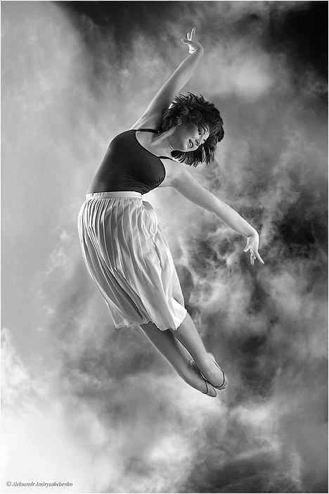 Фотографія Танцующая в облаках / Олександр Андрющенко / photographers.ua