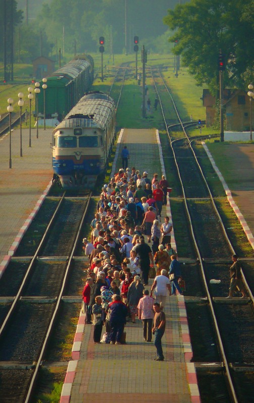 Фотографія Зустріч ранкового потяга / Ігор Можарівський / photographers.ua