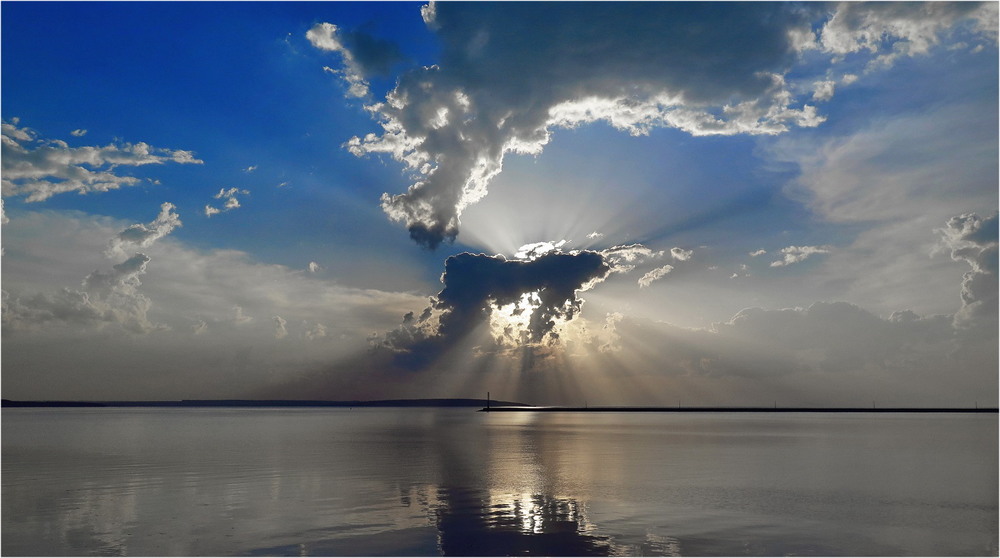 Фотографія ...Облака плывут над миром... / Леопольд / photographers.ua
