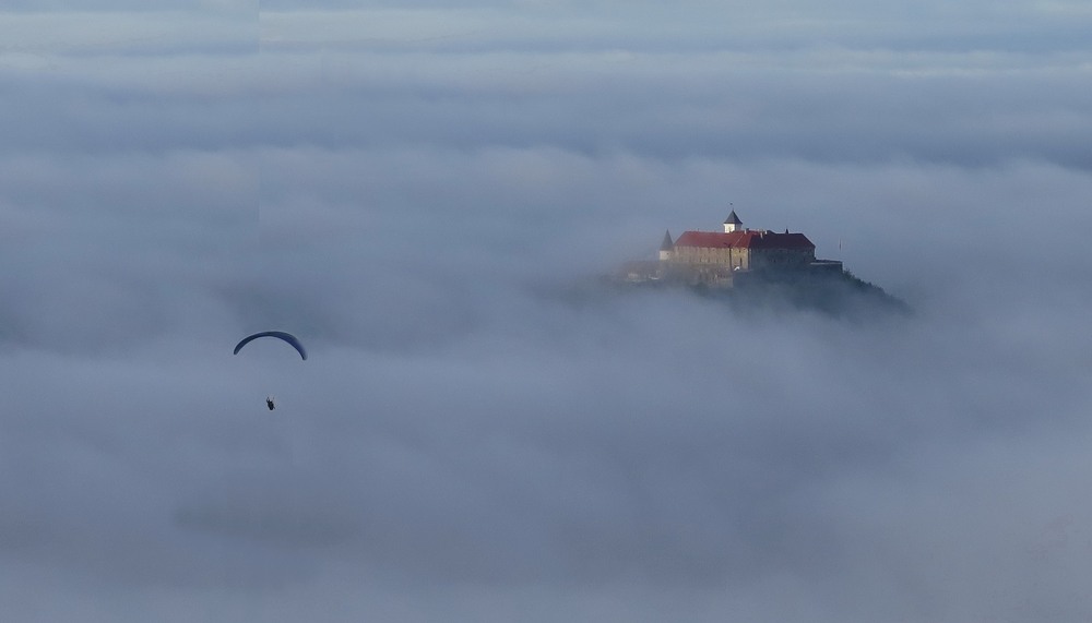 Фотографія Політ над Мукачево / Леопольд / photographers.ua