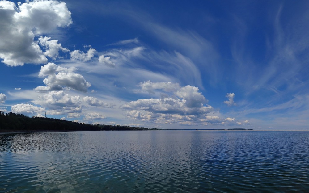 Фотографія ...Облака плывут над миром... / Леопольд / photographers.ua