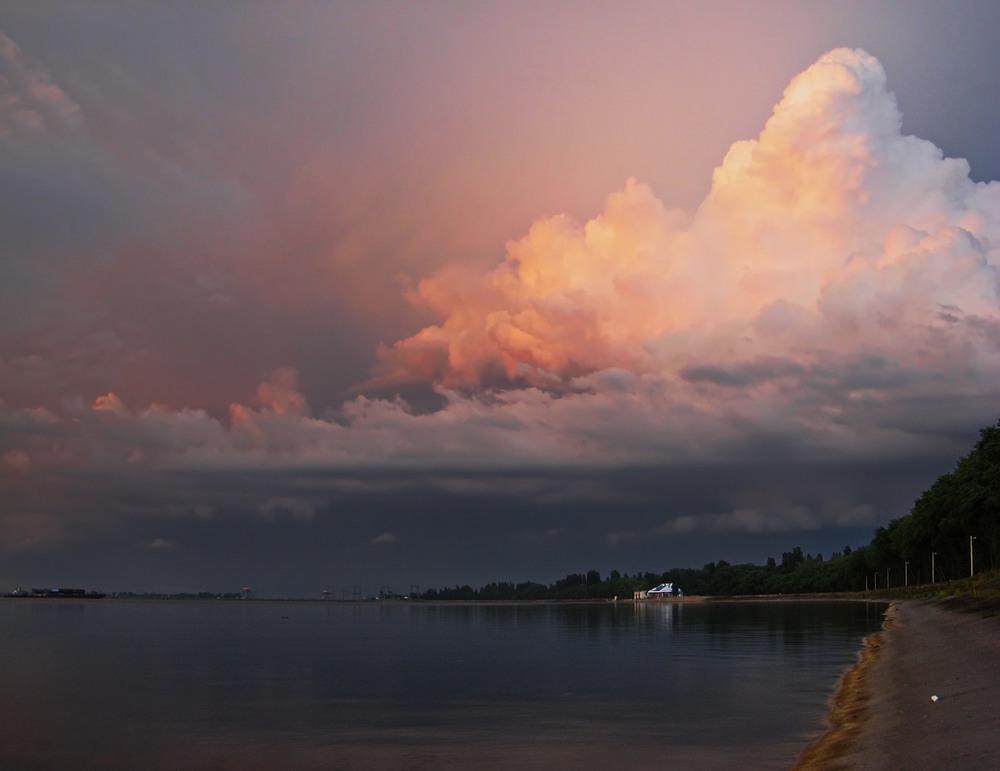 Фотографія Облака на закате / Леопольд / photographers.ua