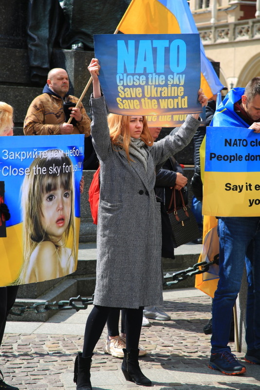 Фотографія НІ рашизму! Слава Україні! / Юрий Лабай / photographers.ua