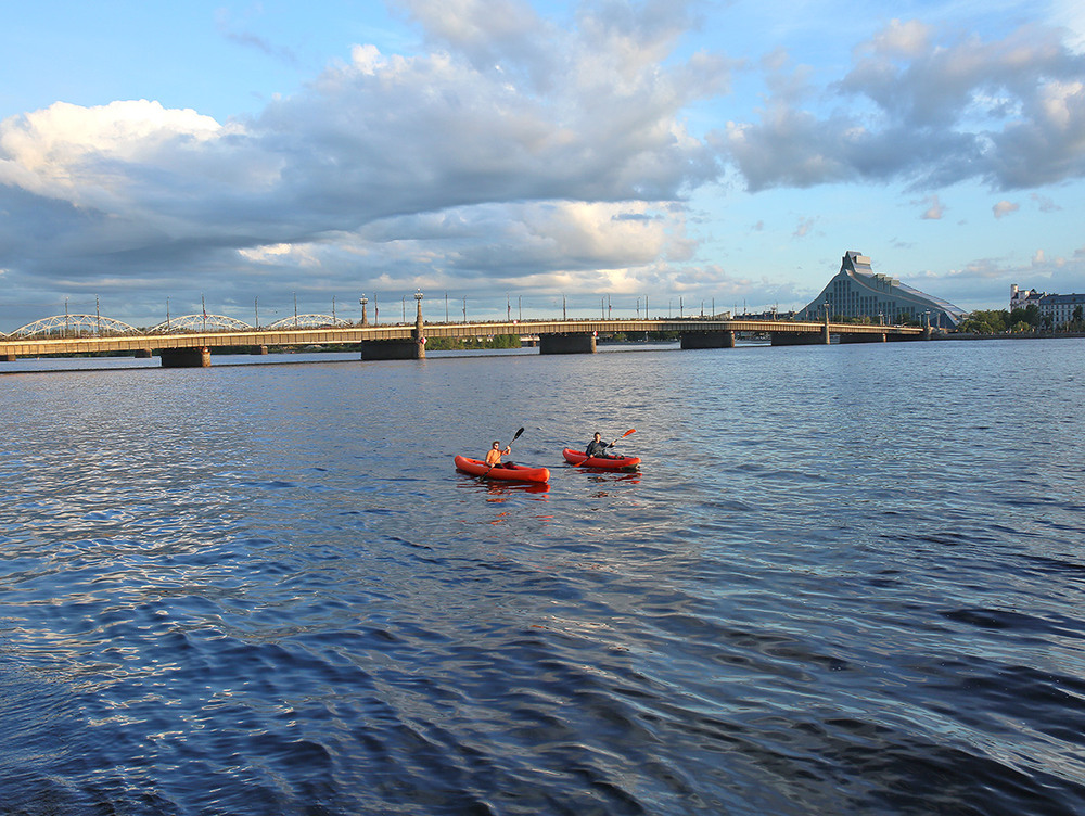 Фотографія Річка Даугава в районі Кам"яного мосту м.Рига Латвія / Алекс Сергіїв / photographers.ua