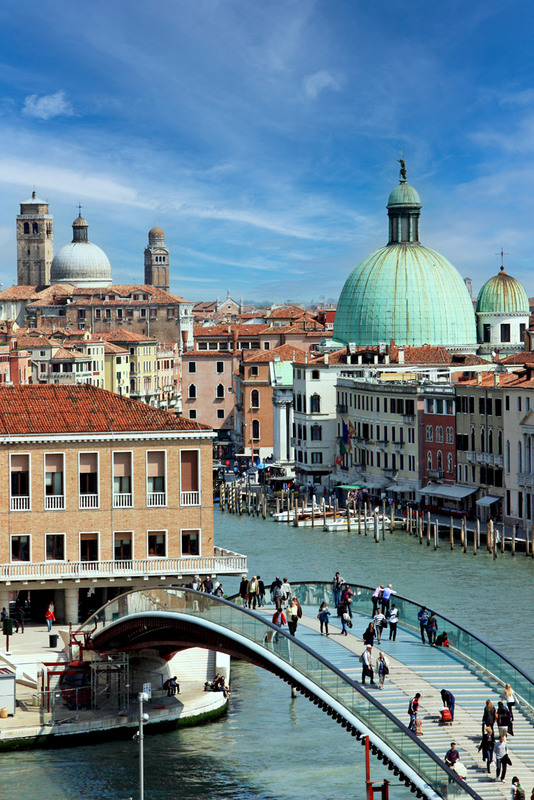 Фотографія Міст Конституції або "міст Калатрави" у Венеції / Алекс Сергіїв / photographers.ua