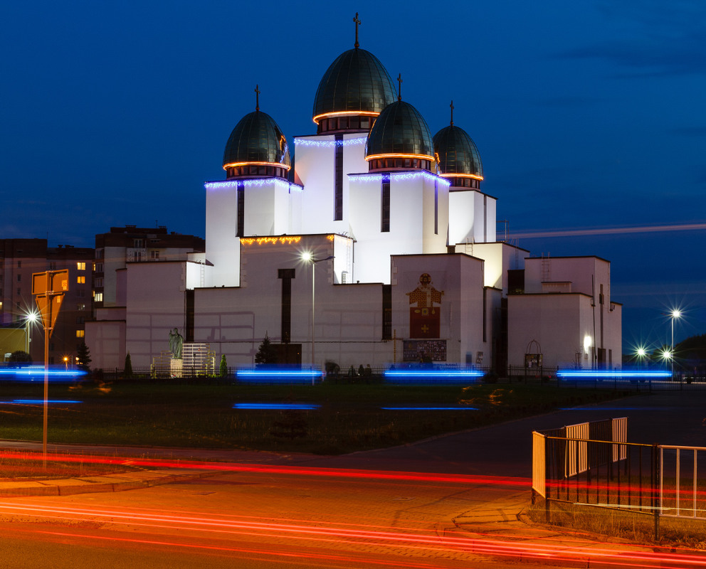 Фотографія Греко-католицька церква уночі / Лис Павло / photographers.ua