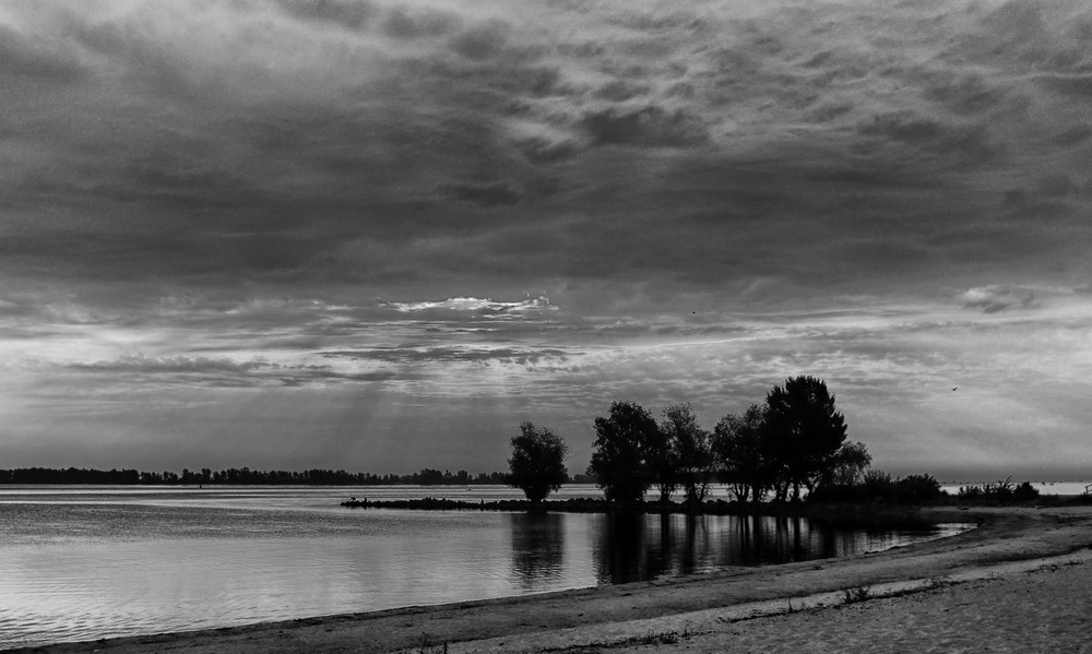 Фотографія На хмари тінь,дивилася вода. / Volodymyr Shapoval VISt / photographers.ua