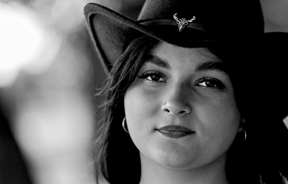 Фотографія Eagle flies across a blood red sky... / Vortex / photographers.ua