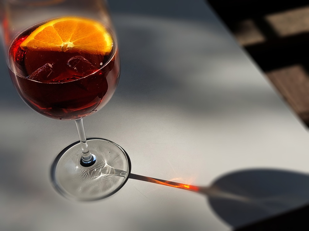 Фотографія Аперитив, що випромінює світло / Ірина Кулікова / photographers.ua