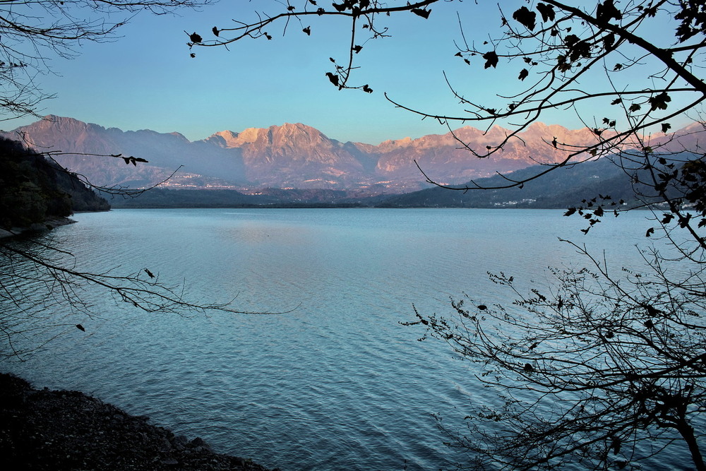 Фотографія Озеро восени під вечір трохи сумне.. / Ірина Кулікова / photographers.ua