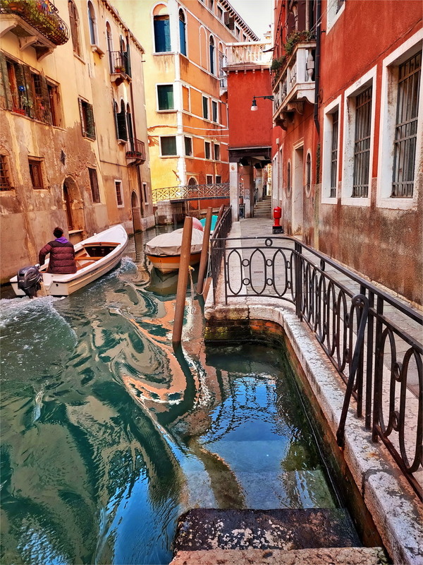 Фотографія Регулярно контролюю рівень води в венеціанських каналах) / Ірина Кулікова / photographers.ua