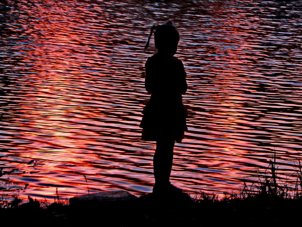 Фотографія Дівчинка. Полум'я на озері / Ірина Кулікова / photographers.ua
