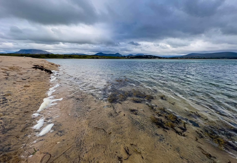 Фотографія A cloudy evening on the coast of the bay / D.S. / photographers.ua