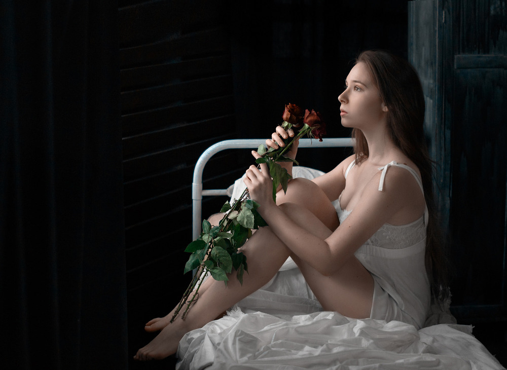 Фотографія Девушка с розами / Альберт Лесной / photographers.ua