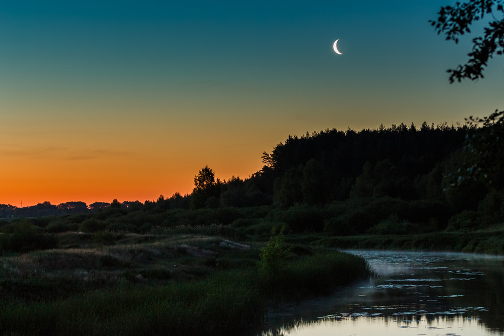 Фотографія Місяць на світанку. / Андрій Косенко / photographers.ua