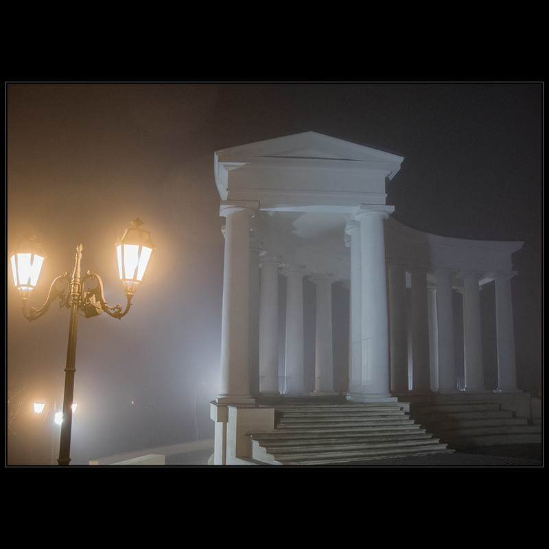 Фотографія Туманная колоннада / Дмитрий Домбровский / photographers.ua