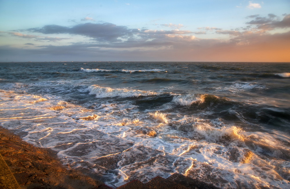 Фотографія Неспокойное синее море / Нилла Шарафан / photographers.ua