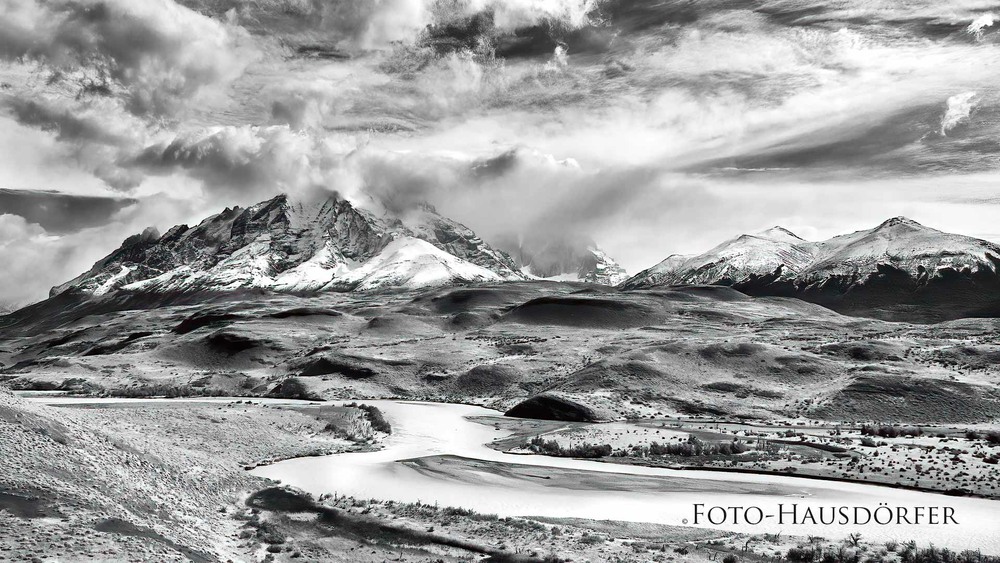Фотографія Torres del Paine River / Frank Hausdoerfer / photographers.ua