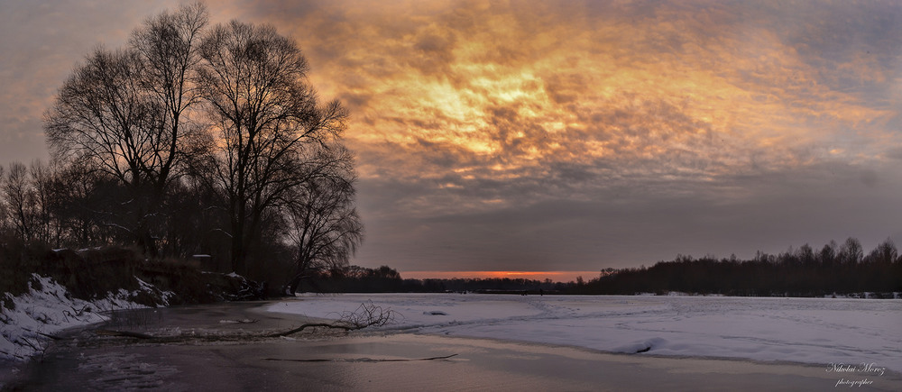 Фотографія Вогняне морозне небо над рiкою / Николай , Мороз / photographers.ua