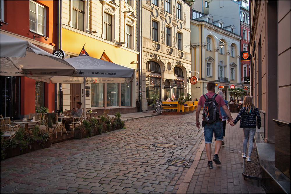 Фотографія вулиці старого міста Рига / Павел Хмур / photographers.ua