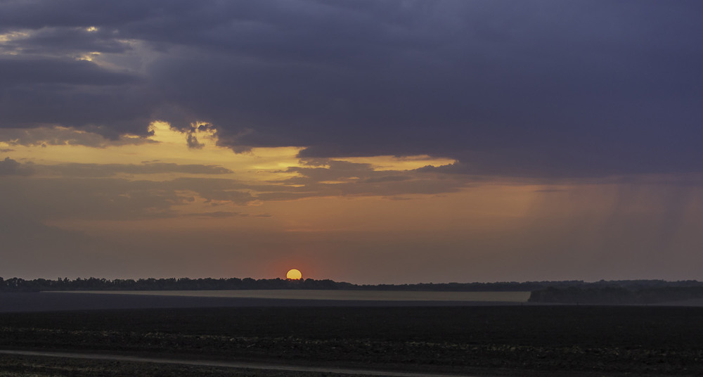 Фотографія Погляд стомленого сонця 2 / Anton Yasenchuk / photographers.ua