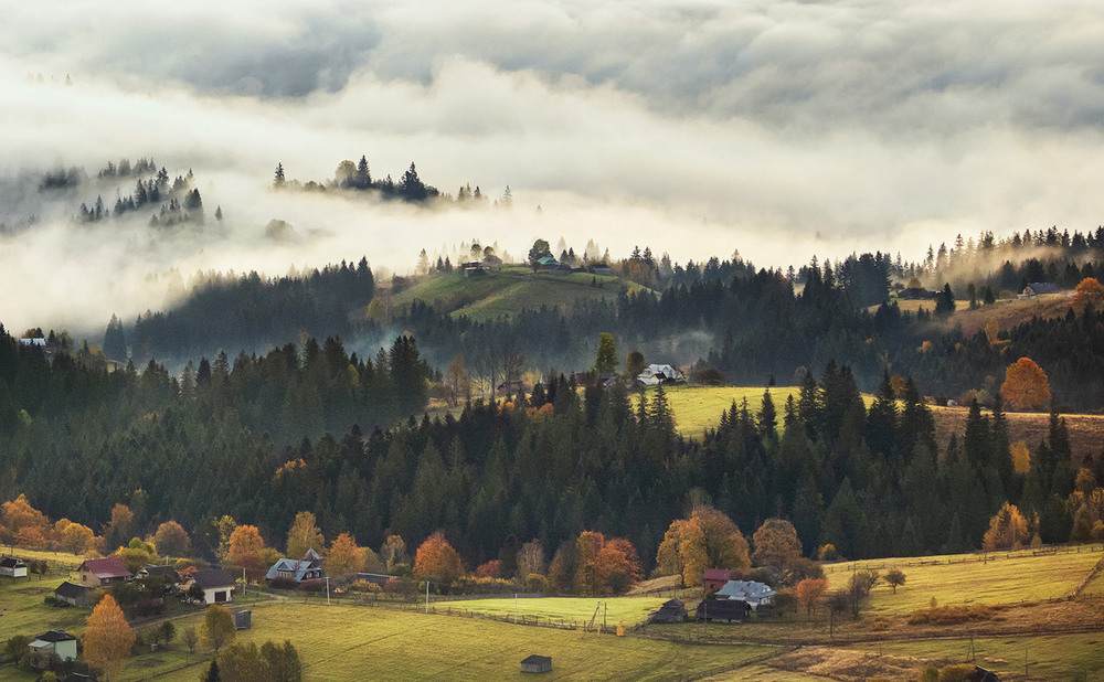 Фотографія Село під хмарами / Олександр Гучок / photographers.ua