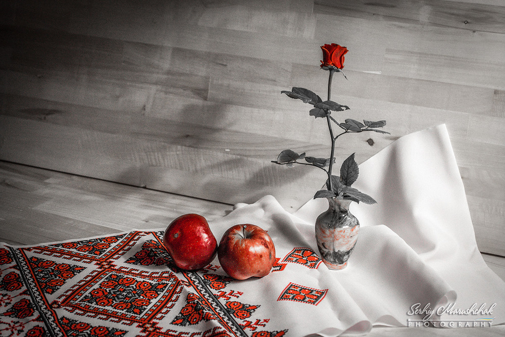 Фотографія Троянда та яблука... / Rose and apples... / Сергій Марущак / photographers.ua