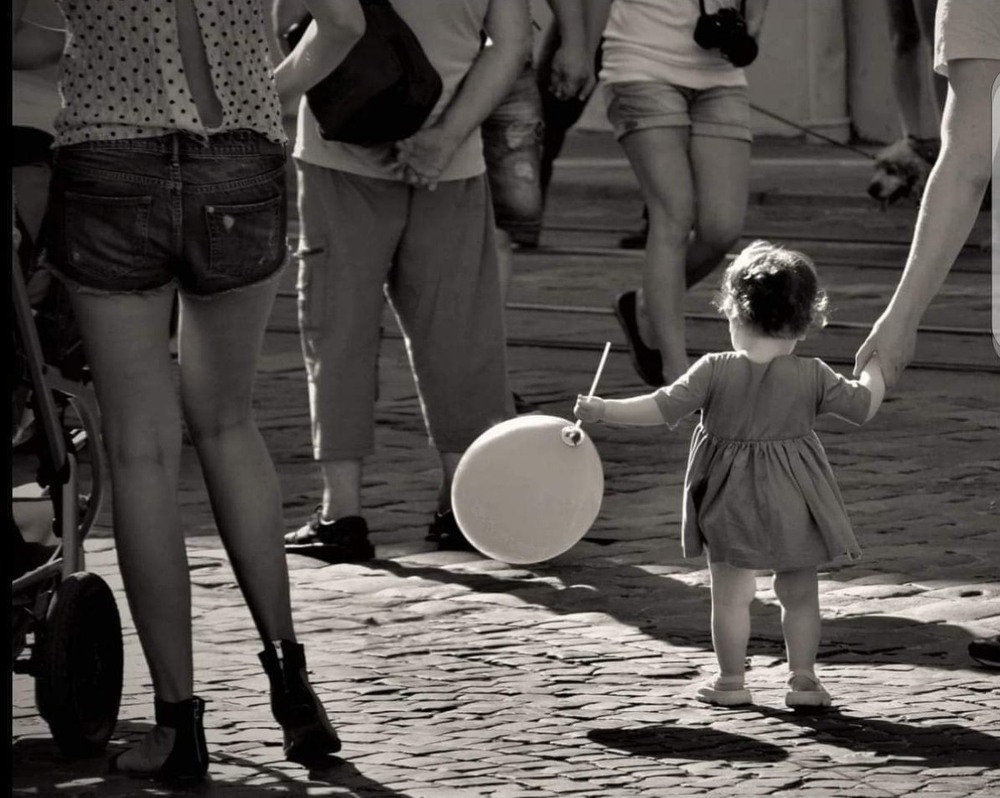Фотографія Крихітка...Перші кроки, кулька для рівноваги... / Marina Sychova / photographers.ua