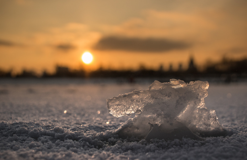 Фотографія багато снігу, мало сонця.. / HD Sky / photographers.ua