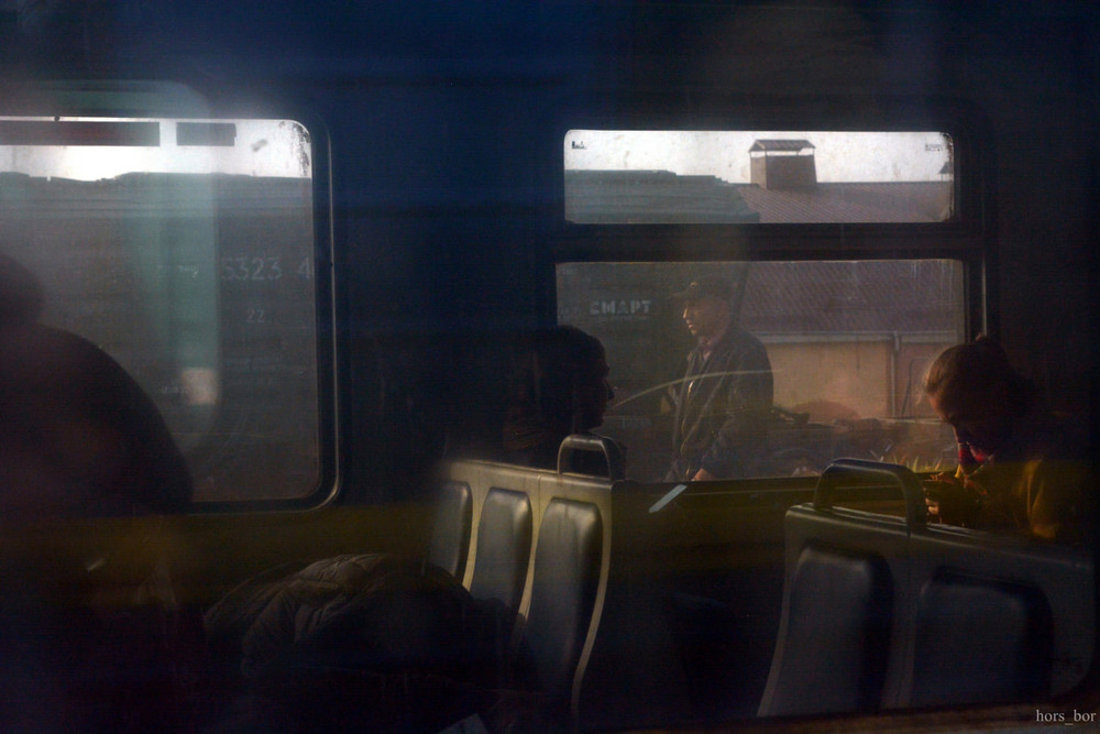 Фотографія Сусідній потяг наскрізь... / Орест / photographers.ua