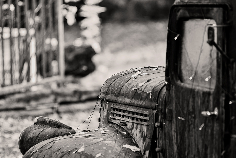 Фотографія "Lost Old Car" / Alexander Zvir / photographers.ua