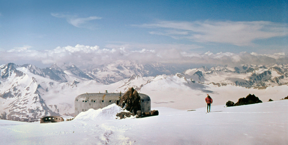 Фотографія ПРИЮТ 11, ЯКОГО НЕМАЄ. 28.7.1970 р. / Юрий Пасечник / photographers.ua