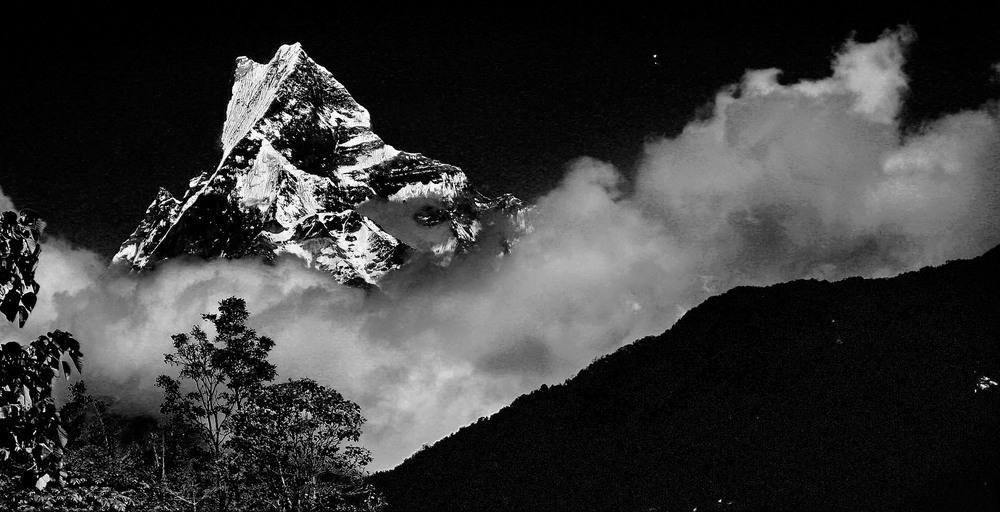 Фотографія Священная  гора непальцев  Махчапучхра7097м. / Таймас Нуртаев / photographers.ua