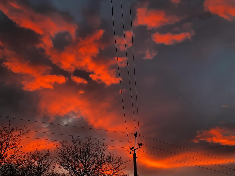 Фотографія Червоні хмари вкрили небо / Руслан Лупашко / photographers.ua