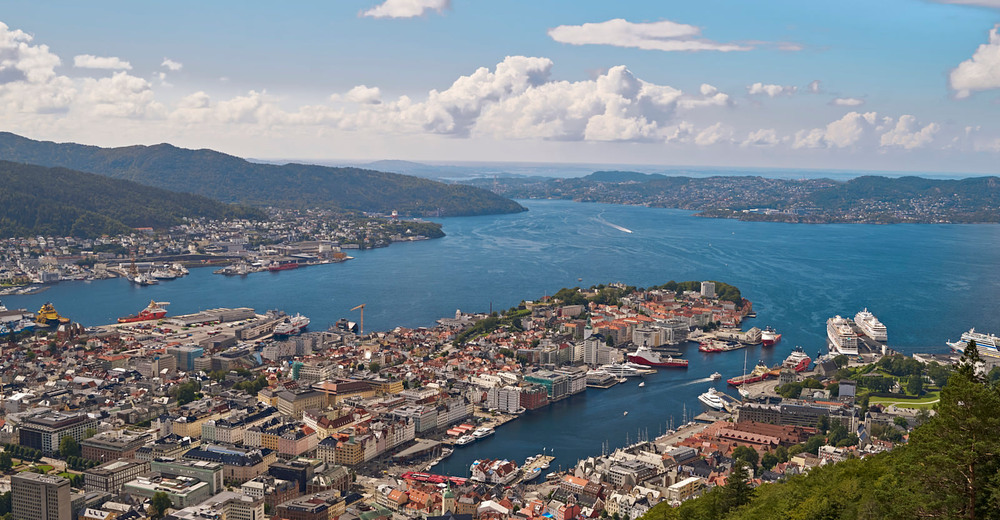 Фотографія Mісто біля моря / Михайло Морокін / photographers.ua