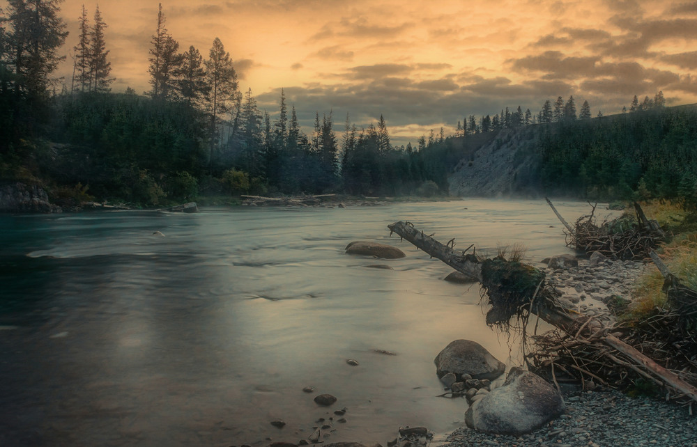Фотографія Сентябрь.... Рассвет....Горная река... / amateur / photographers.ua