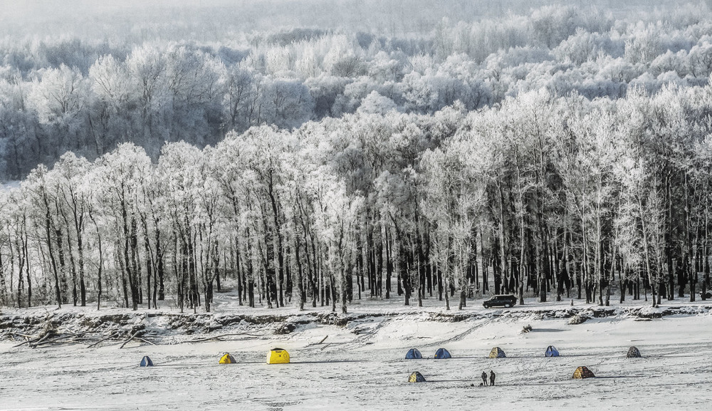 Фотографія Зима... Река Обь... Рыбаки... / amateur / photographers.ua
