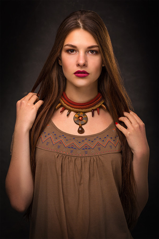 Фотографія Rita & necklace / Maks Odnorob / photographers.ua