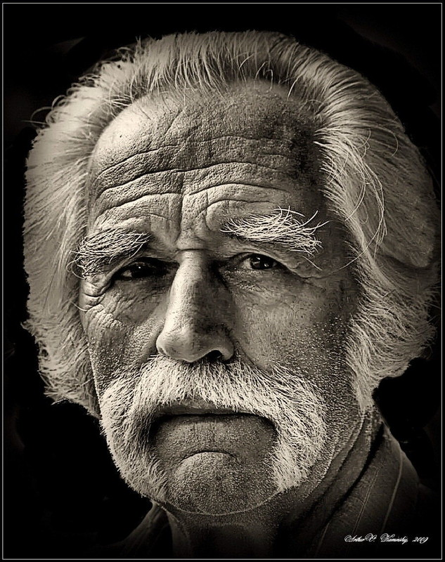 Фотографія Portrait man with chic moustaches / Arthur Kaminskiy / photographers.ua