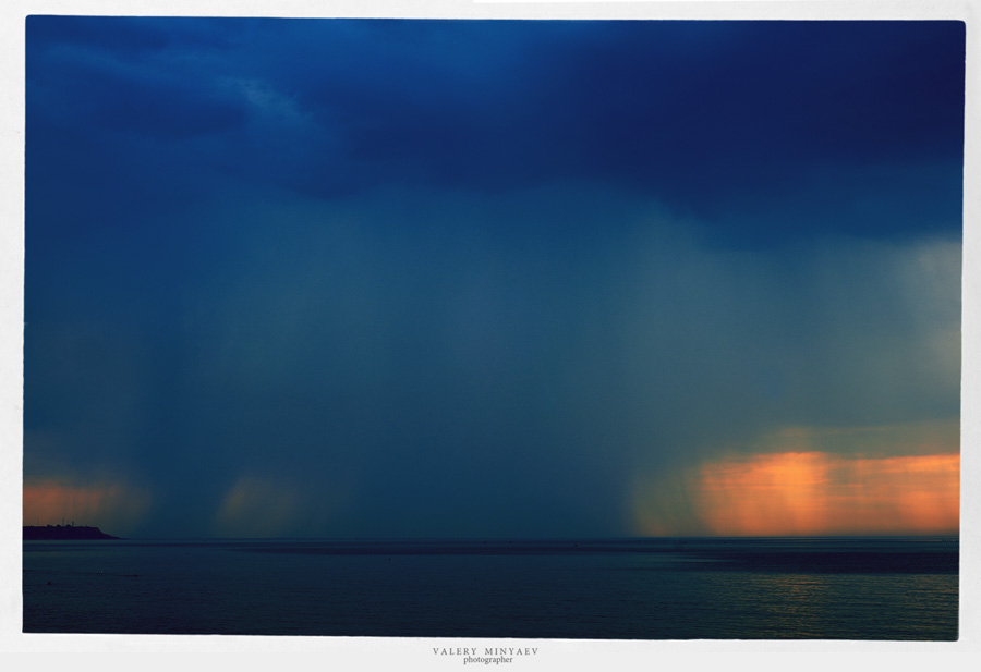 Фотографія Дождь на море / Валерий Миняев / photographers.ua
