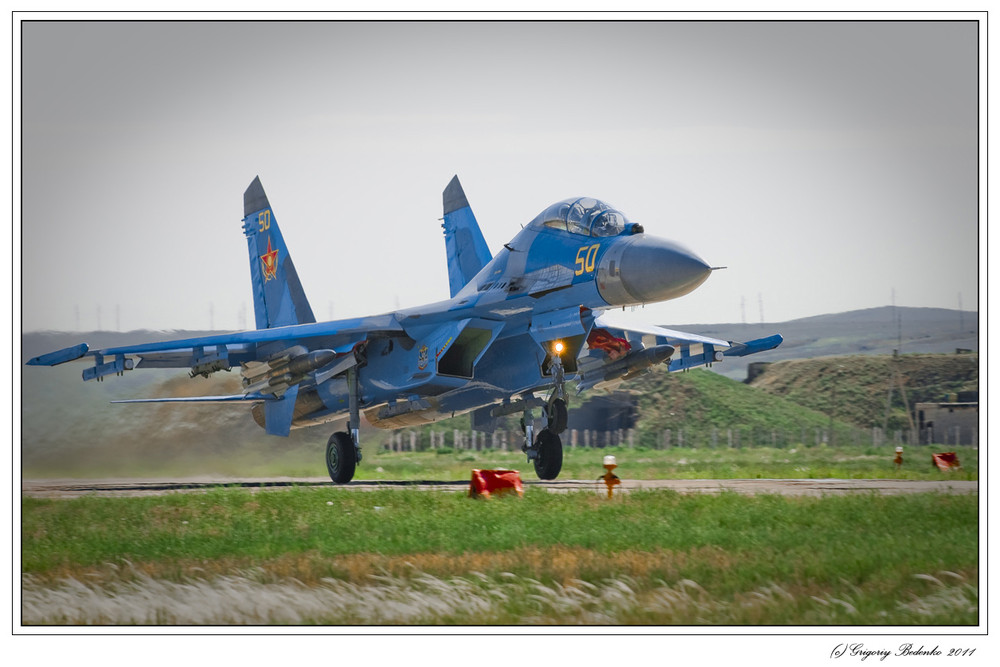 Фотографія # Взлетаем с двумя неигрушками! # / Григорий Беденко / photographers.ua