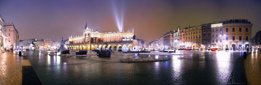 Фотографія Панорама головної площі Кракова / ~Andrian~ / photographers.ua
