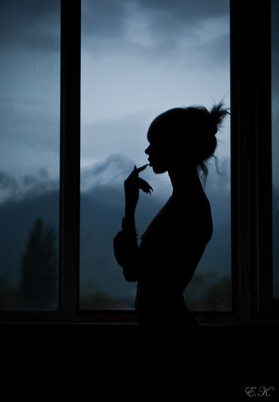 Фотографія Silhouette at a window / Erik Kalibayev / photographers.ua